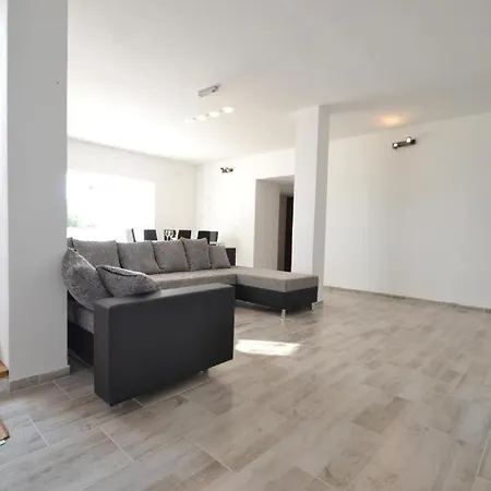 Family Friendly House With A Swimming Pool - 25391 Nyaraló Zára